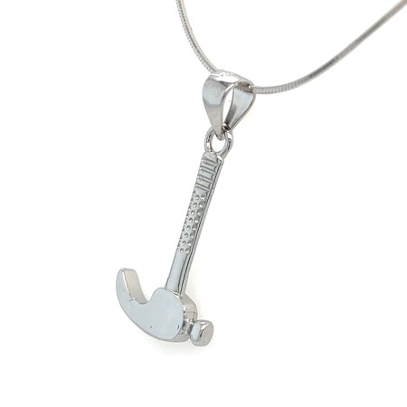 mała zawieszka młotek dekarski cena, sklep z biżuterią srebrną, biżuteria personalizowana srebro, prezent dla inżyniera biżuteria, zawieszka z grawerowaną rączką, nowoczesne dodatki srebrne