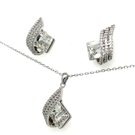 Elegancki komplet z kamieniami imitującymi diamenty, srebro 925, wygodne zapięcie kolczyków
