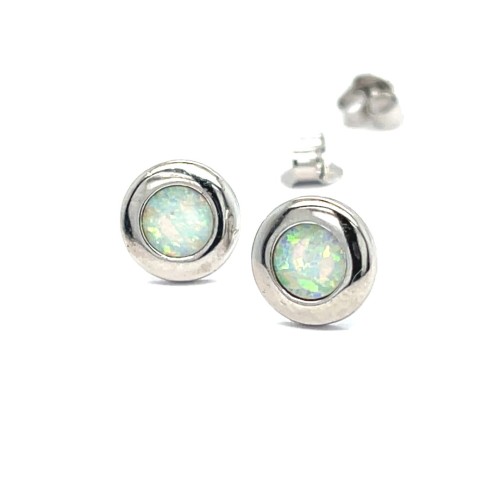 Przejdź do produktu Srebrne Kolczyki Okrągłe Z Białym Opalem Klasyczne