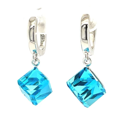 kolczyki wiszace swarovski, srebrne kolczyki zapiecie angielskie, kolczyki kostka swarovskiego, cyjanowe kolczyki wiszace, nowoczesna bizuteria srebro 925