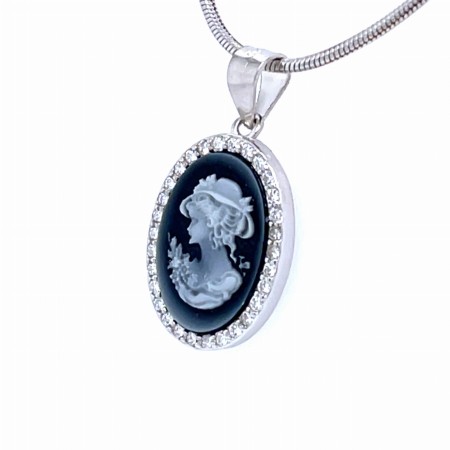 biżuteria premium shoper, zawieszka bez łańcuszka, design jubilerski 2026, srebro nieciemniejące, biżuteria vintage styl, zawieszka z kamieniami, prezent dla niej