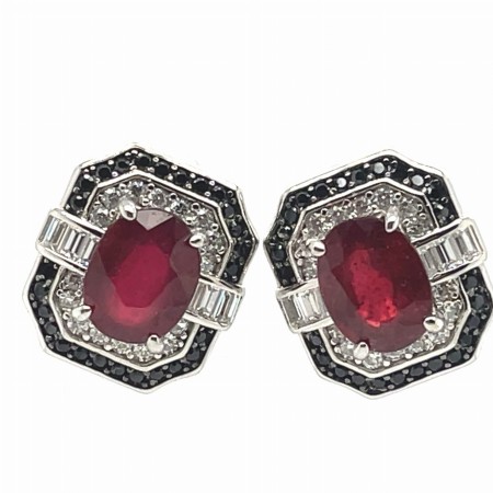 kolczyki rubin i czarny spinel, srebrna biżuteria premium, nowoczesne kolczyki z kamieniami, kontrastowa biżuteria z rubinem, kolczyki z białą cyrkonią, sklep internetowy z biżuterią rodowaną
