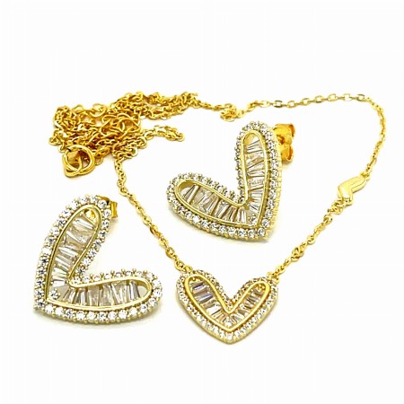 Kolczyki pozłacane ze srebra pr. 925  serca z cyrkoniami, ozdobne, modne