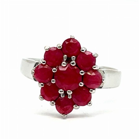 rubin w srebrze próba 925, pierścionek zaręczynowy z rubinem srebrny, klasyczna biżuteria z kamieniami naturalnymi