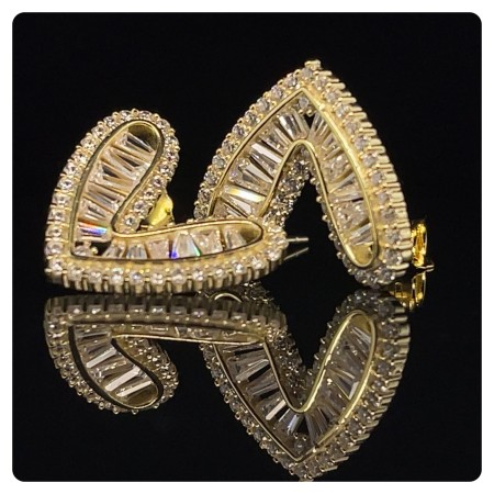 Kolczyki pozłacane ze srebra pr. 925  serca z cyrkoniami, ozdobne, modne