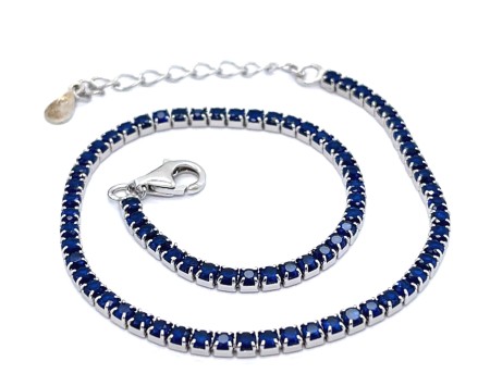 Bransoletka tenisowa z jednym rzędem lśniących, niebieskich cyrkonii.