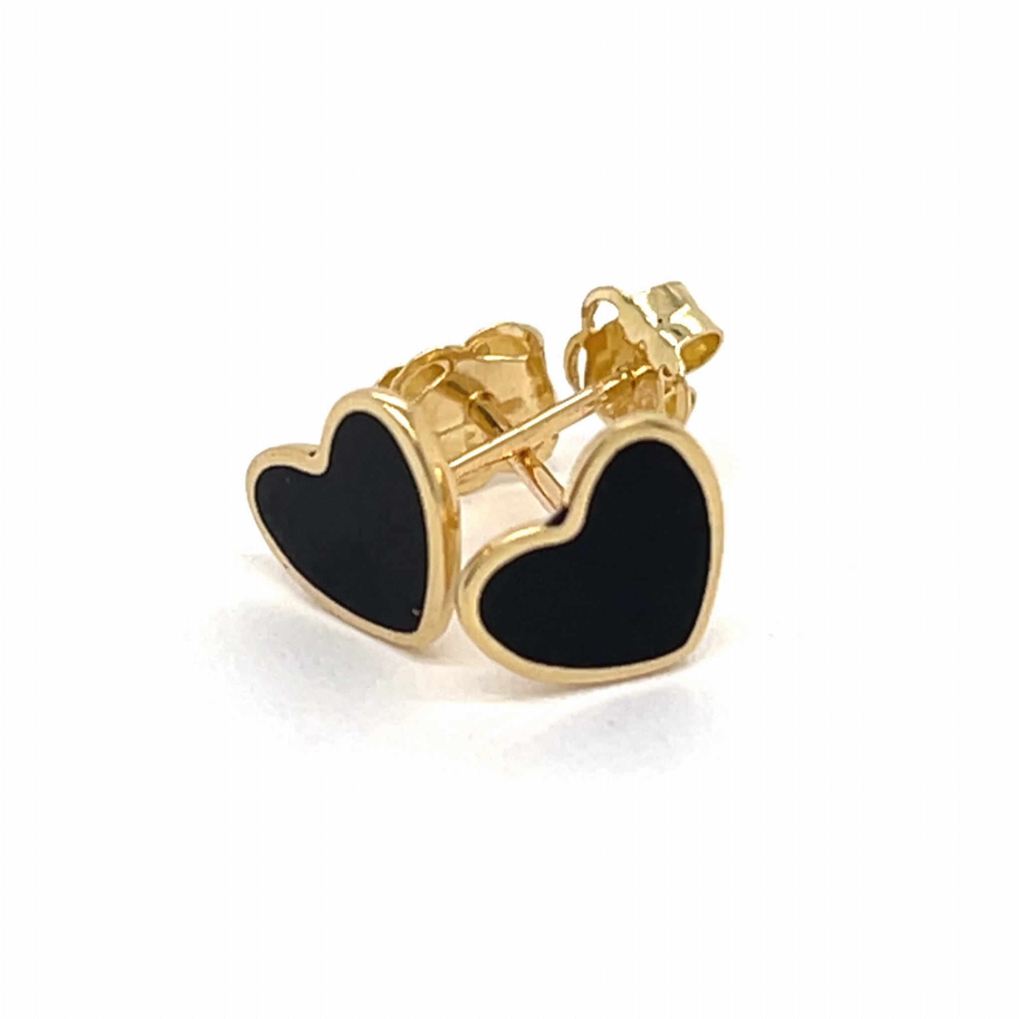 kolczyki minimalizm, biżuteria czarna ze złotem, modne kolczyki 2026, małe serca, stylowe sztyfty, biżuteria do biura, delikatne kolczyki na co dzień