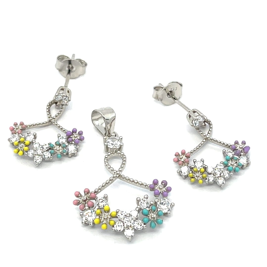 Kolczyki na sztyfcie + zawieszka w zestawie srebrnej biżuterii z motywem kwiatowym