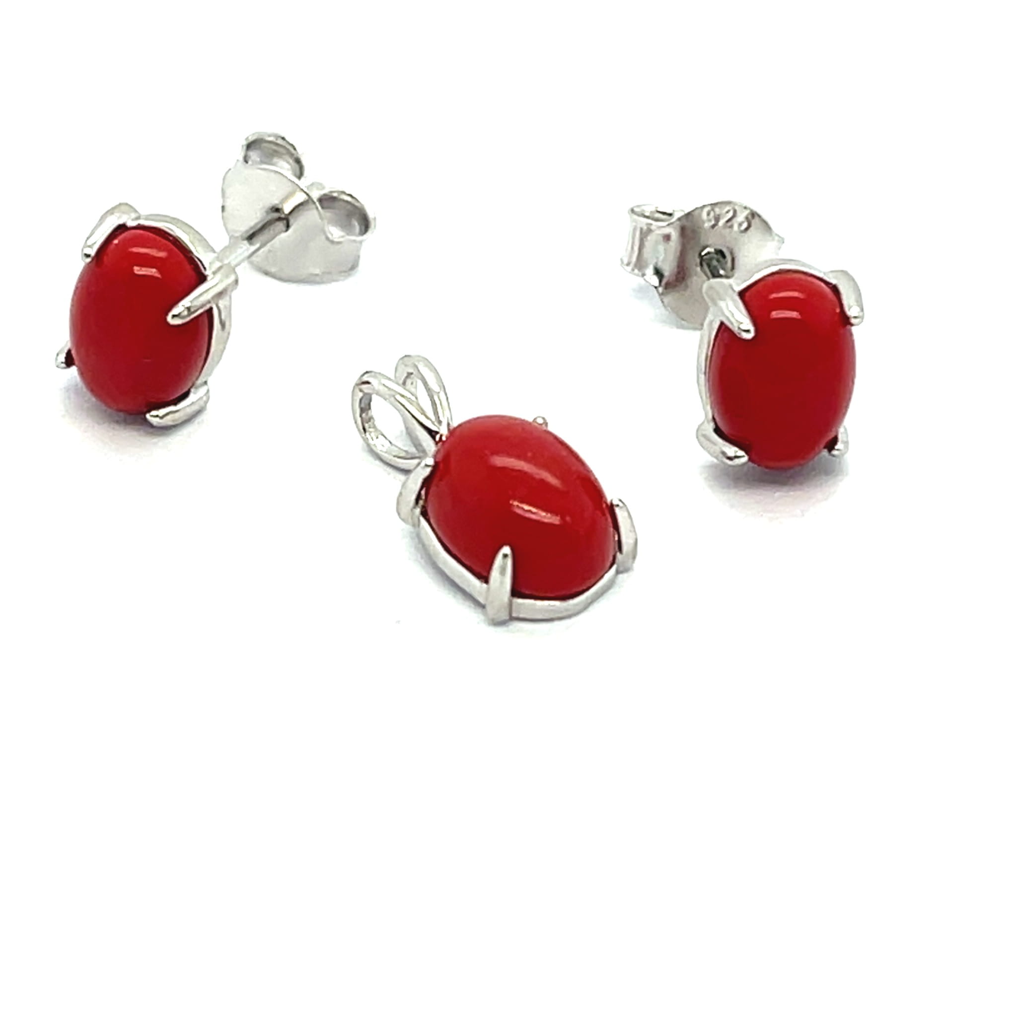 kolczyki sztyfty z koralem, zawieszka z koralem 925, minimalistyczny komplet biżuterii, biżuteria dla delikatnej kobiety, srebrne kolczyki 6x8mm koral, biżuteria z czerwonym kamieniem 925