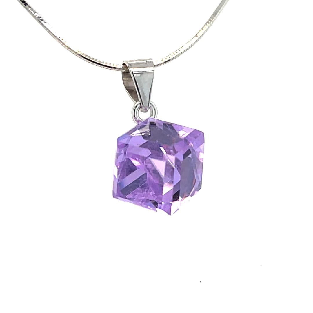 wisiorek kostka swarovskiego, lilowa zawieszka do lancuszka, rodowane srebro pr 925, bizuteria z krysztalami swarovski, wisiorki premium shoper