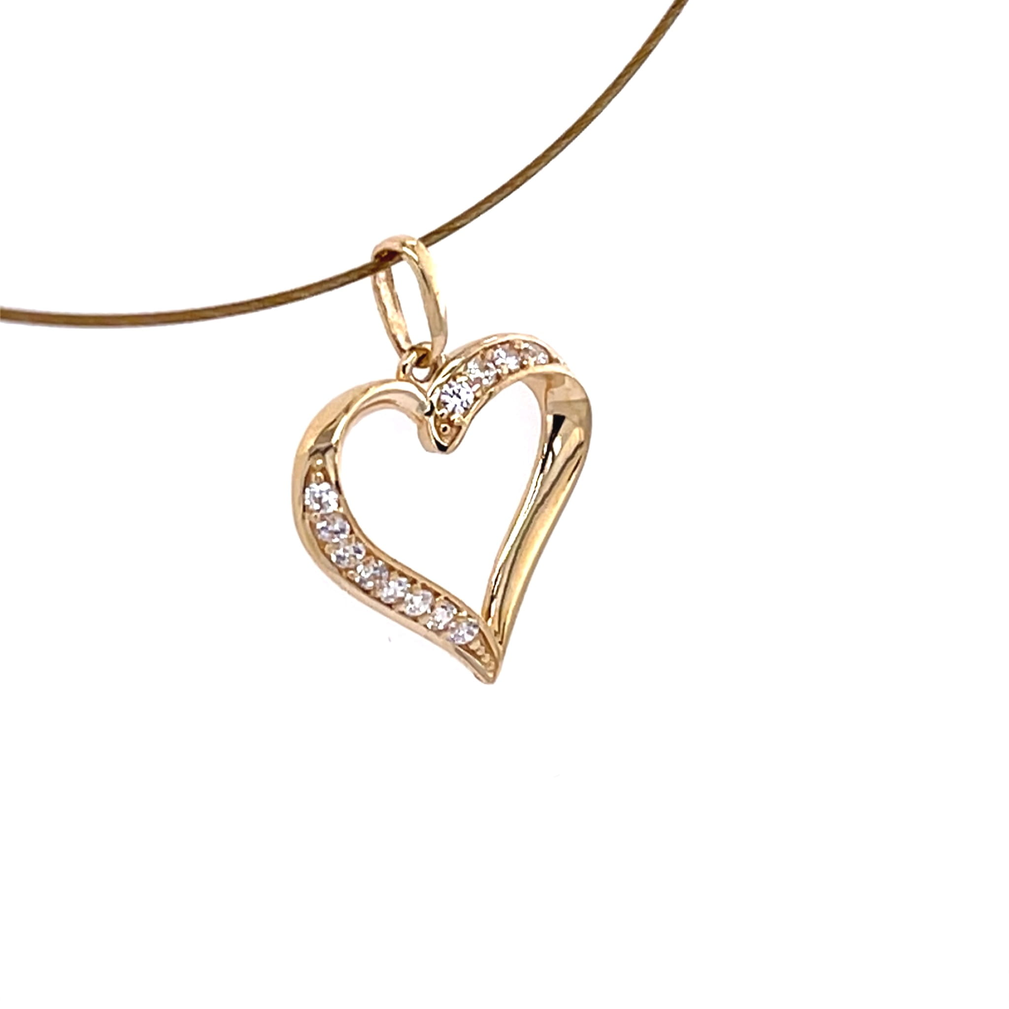 zawieszka motyw serca biżuteria, złote serce z kamieniami, elegancki wisiorek z połyskiem, biżuteria z wysokim połyskiem, nowoczesny design serce kontur, biżuteria minimalistyczna