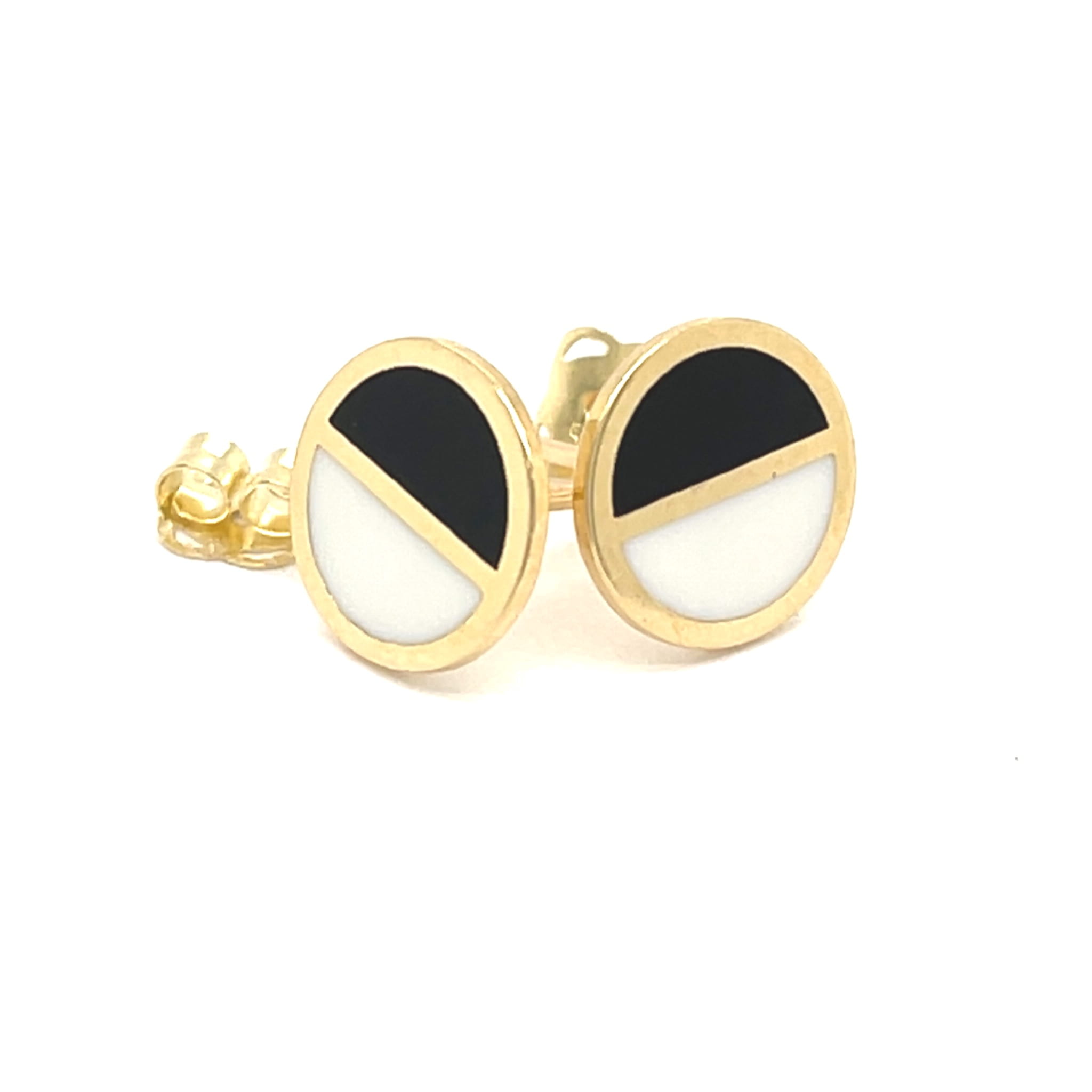 Kolczyki Geometryczne Kółka, Emalia Jubilerska Czarno Biała, Kontrastowa Biżuteria, Nowoczesne Złote Dodatki, Styl Minimalistyczny.